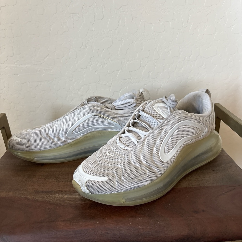 Size 11.5- Nike Air Max 720 Metallic Platinum